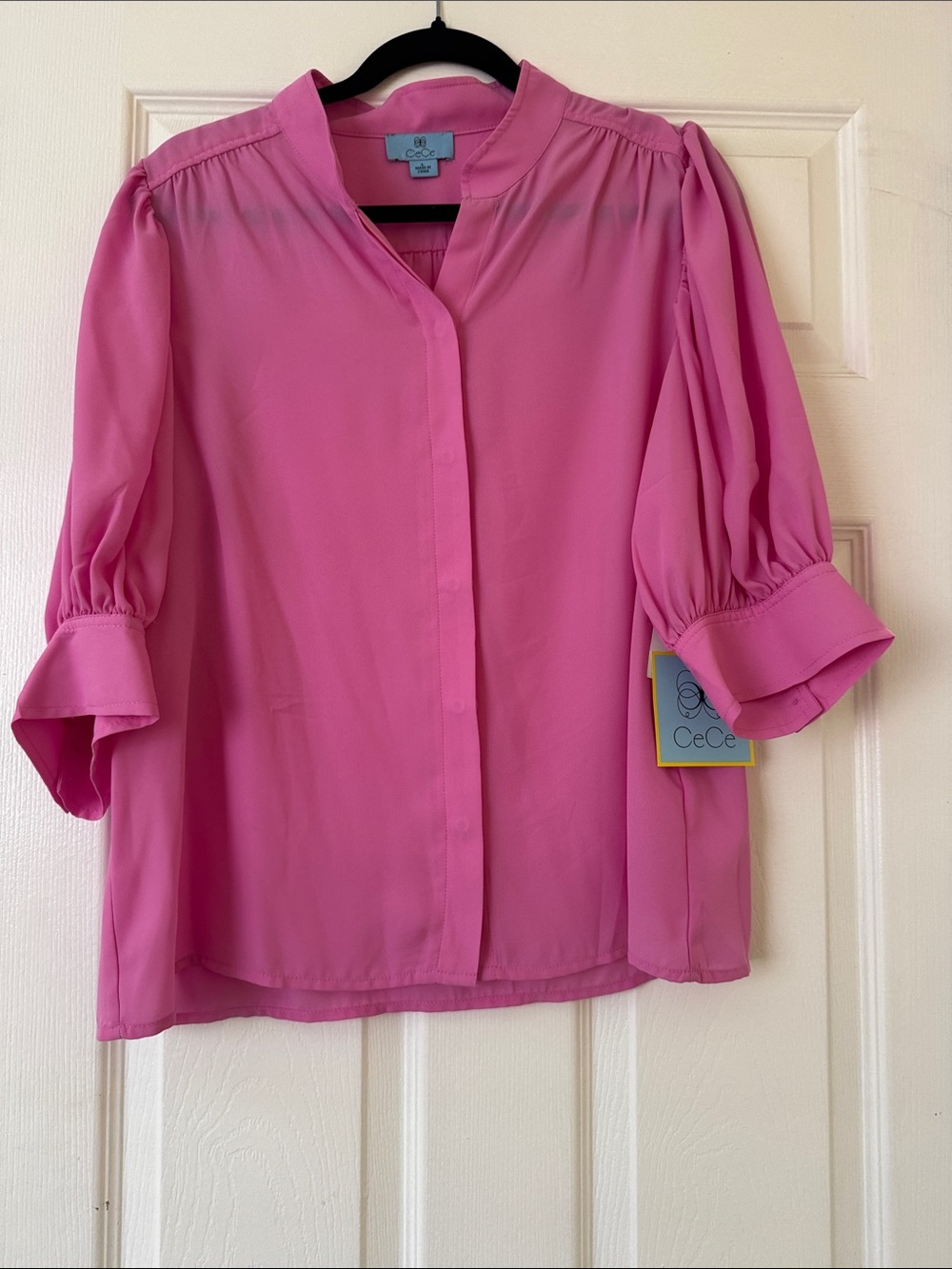 CeCe Hot Pink V-Neck Button-Front Puff Sleeve Blouse
